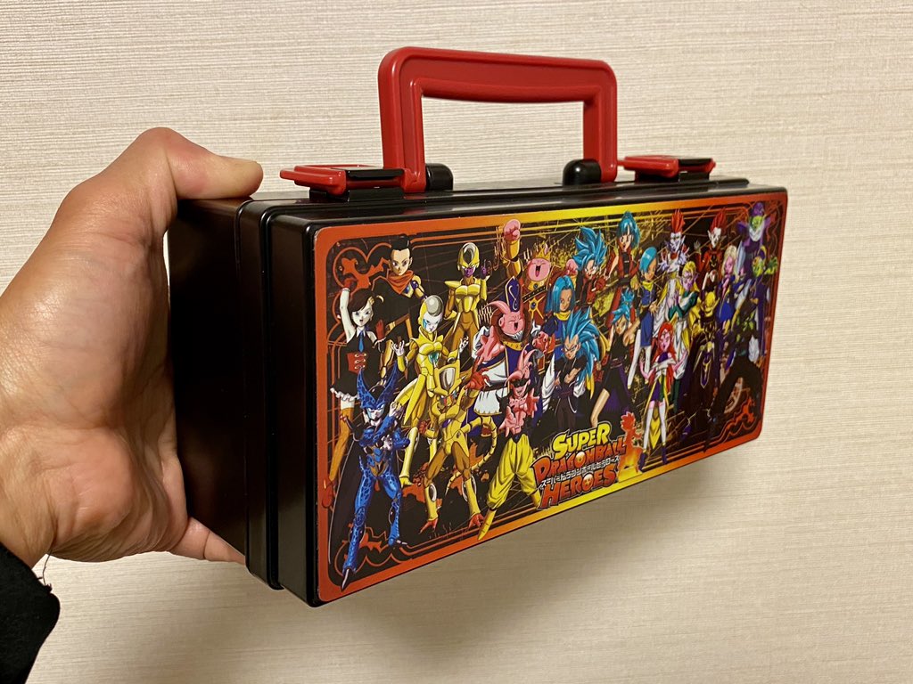 kaiser_creative's tweet photo. 部屋の掃除していたら、以前にライトケース用の全面シールを印刷してあったのを発掘したので完成させてみた。
なんか久々に作業した😙 https://t.co/6XubJmSFmV