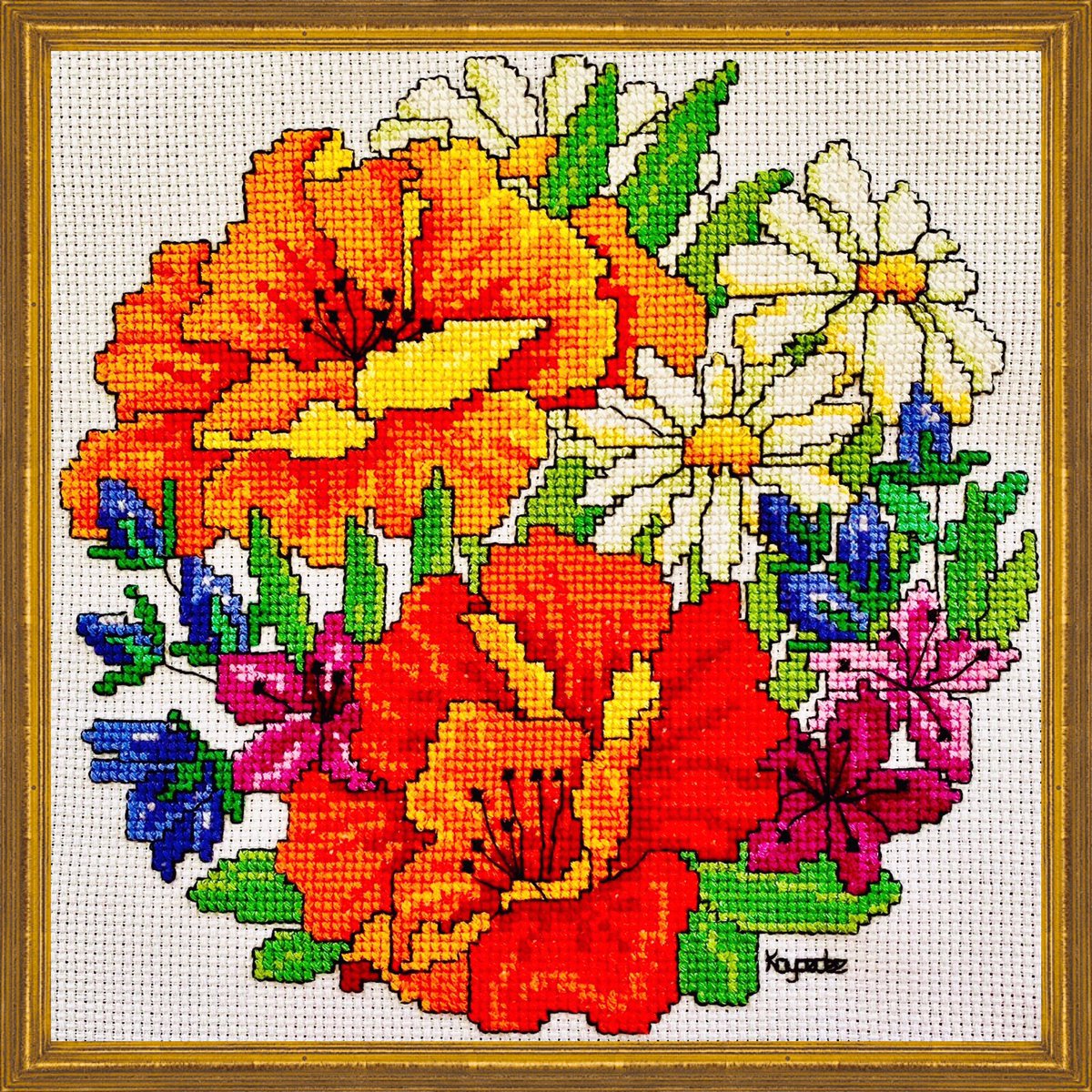Kaycedee's tweet photo. My third “Lockdown” cross stitch piece completed! #lockdownuk #COVID19 #coronavirus #crossstitch #crafts #flowers #embroidery #lockdownpastime https://t.co/9AciUEeCOb