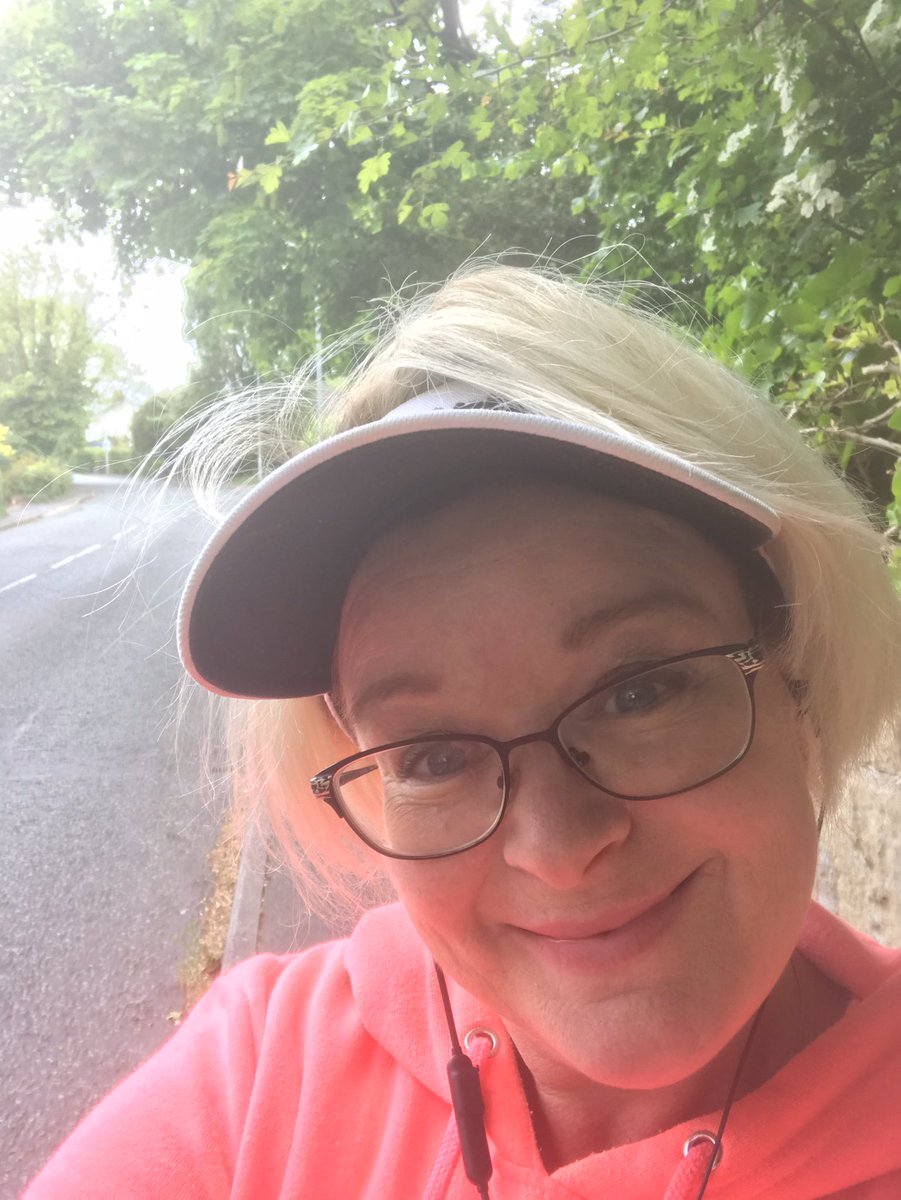 jofinnertypryv8's tweet photo. Colder today, so I layered up and walked a bit faster! #1houraday #keeptotherules #mentalhealthawareness https://t.co/udFneLpKMw