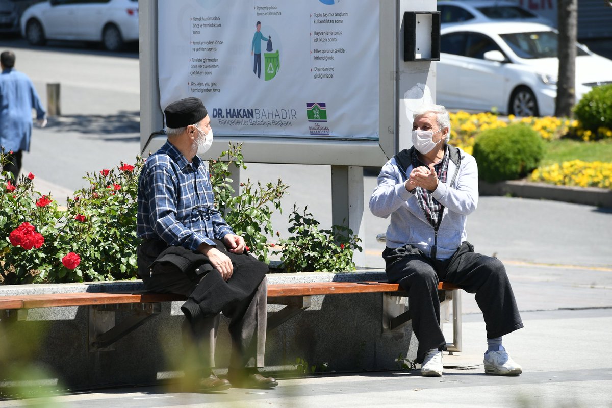 Mekanın sahipleri geri geldi.😎