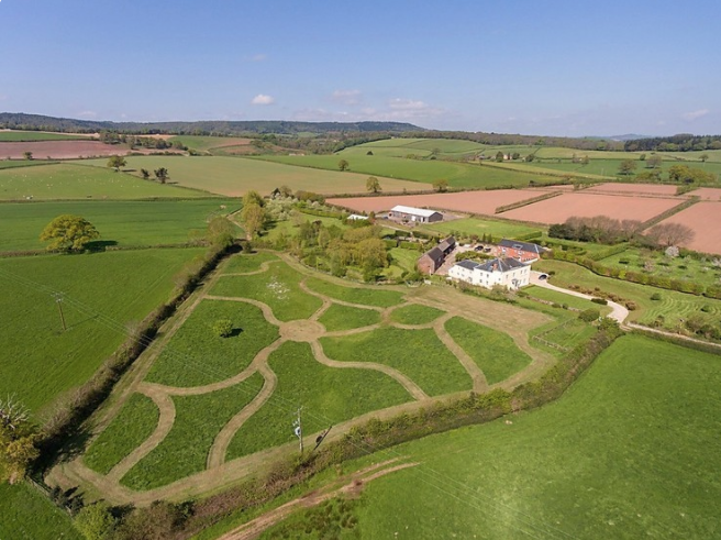 BorrowmyGarden's tweet photo. #NewListingAlert
#OutsideEventSpace
#Devon
Imagine your wedding or corporate event in a vineyard!
#MarqueeWedding #TipiWedding #OutsideParties
https://t.co/fRI7KPgwR2 https://t.co/hwezsaKpAQ