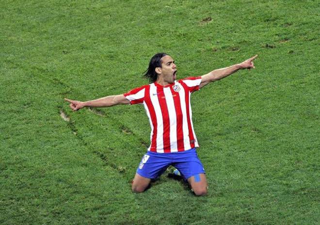 Some players just look like they were born to be #9. That jersey number, celebration, style of play, may even the hair I think Atlético Madrid’s Falcao had that look the most.