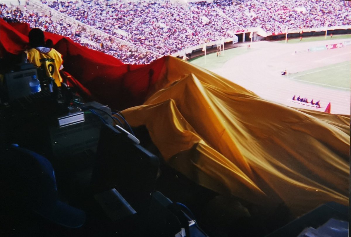 AndyBodfish's tweet photo. Commentary tales

Stade Leopold Senghor, Dakar, Senegal 🇸🇳 June 2001

Commentary on the Qualifier that took SEN to #Worldcup02

El Hadji Diouf got the winner v Morocco 🇲🇦

Incredible atmosphere.

Plus you could just meander onto the pitch afterwards... Lovely. https://t.co/PKa0OoUIUn
