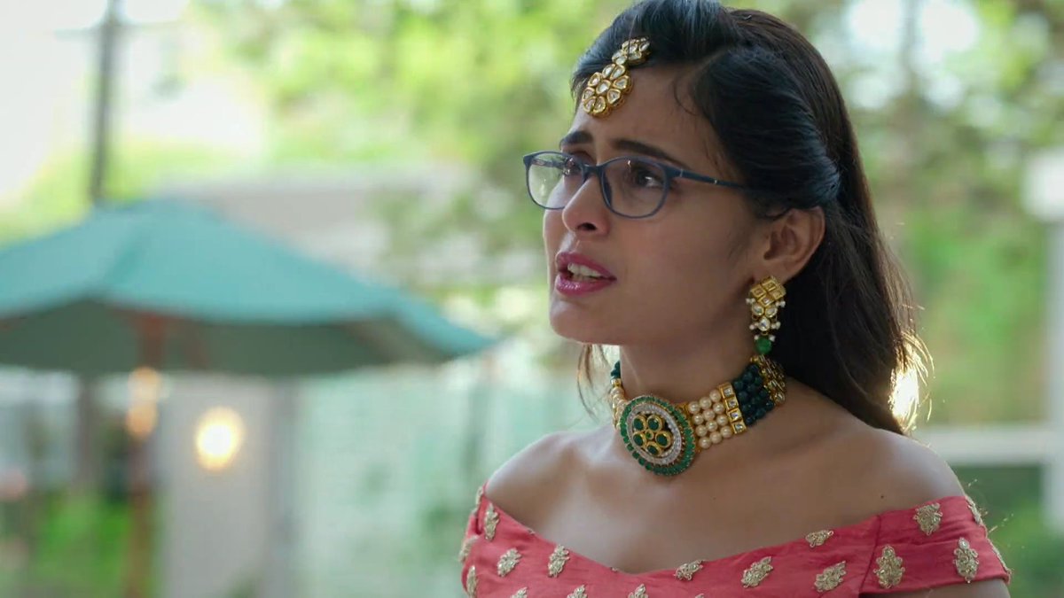 NoxyStann's tweet image. Jis Shayari ko tum mamoli shayari keh rahy ho woh shayari sirf shabd nahi hoty likhny waly ka dil hota hai 

#RheaSharma #Mishti #YehRishteyHainPyaarKe