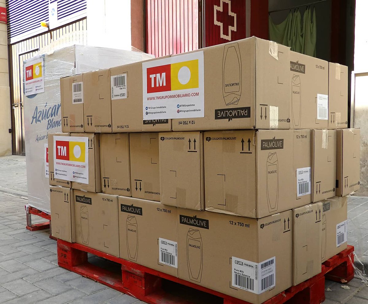 cr_orihuela's tweet image. Queremos dar las gracias a @TMGrupoInmo por la donación de más de 2000k de alimentos de primera necesidad para entregar a la población más vulnerable de Orihuela, costa y pedanías.
Gracias a estos grandes gestos podemos llegar mejor a más gente.
Muchissiissiimas #Gracias de #♥
