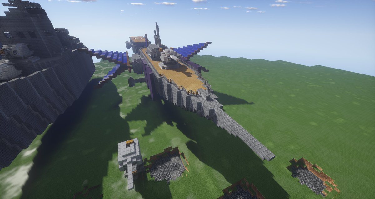 バルス マイクラで何を作ってるかというと今は戦艦や空母 しかも飛ぶヤツ ちなみに一枚目から 飛行軽空母ラングレー 飛行駆逐艦イスパリオ 元ネタは天クラ 飛行軽巡ベルファスト 飛行空母イラストリアス 後に木造の家と石造りの家をメインに