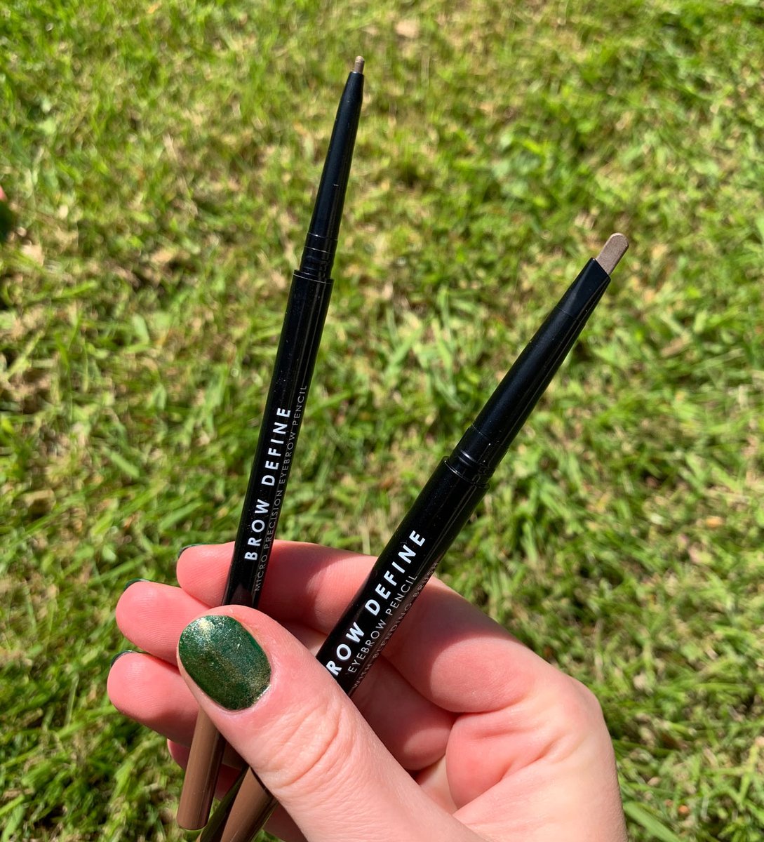 MUAcosmetics's tweet photo. Which do you choose? 🤔 Let us know 👇 https://t.co/kYBhh2g0zt