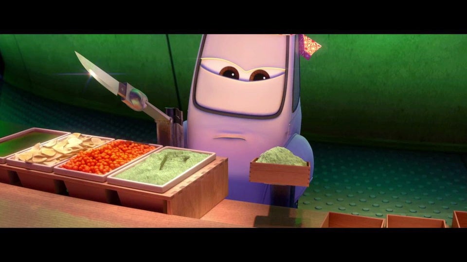 In Cars 2 we can clearly see that the cars eat actual food and not just fuel. Theres the infamous scene in which Mater mistakes wasabi for pistachio icecream. But back to sushi..