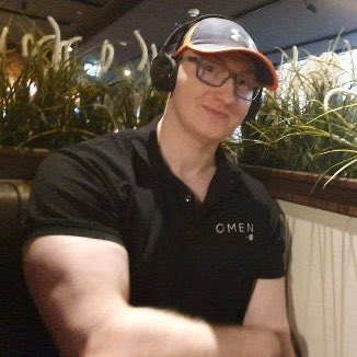 Lecisz <a href="/pukistyle_/">puki style</a> po swoje! #POLSKAGUROM