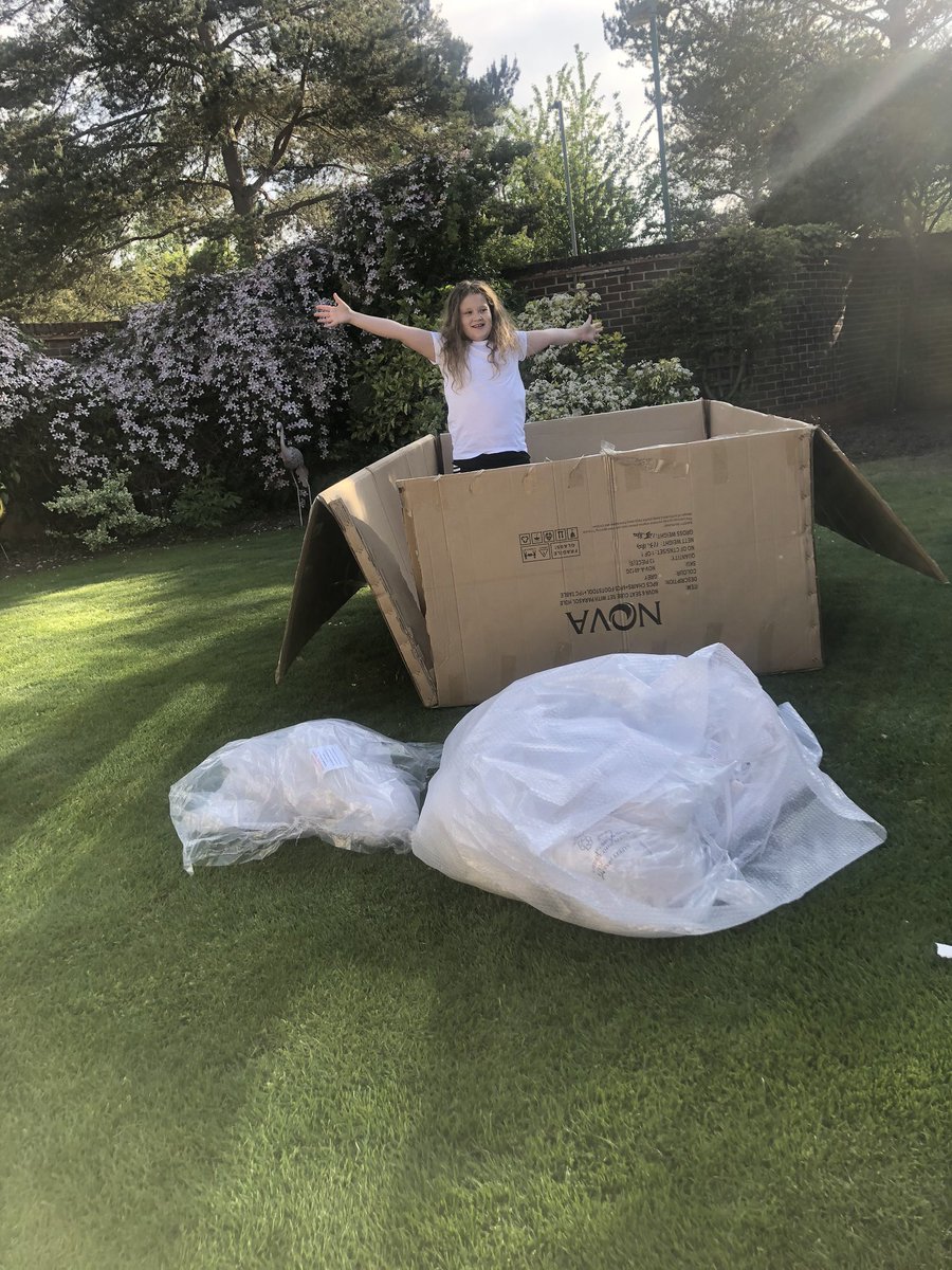deccburke's tweet photo. @GreelySawtell Caitlin has had the best time making a new bedroom! https://t.co/Kion1o9mGq