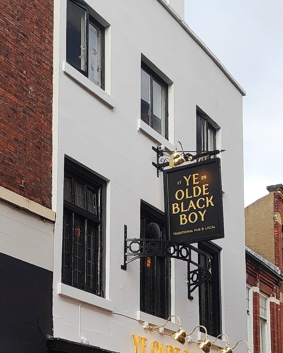 Thanks for the feedback re Zoom talks. 🙂 I'm going to arrange my first one for MONDAY 18th MAY at 2pm. It'll be an hour long illustrated talk on Hull's Old Town Pubs. Pay what you can fee.  To book, email me on schopaul@hotmail.com 🍻