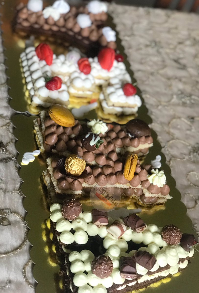 Kylouh S Cakes Alors Vendredi 8 Mai Nous Avons Eu L Honneur De Realiser Le Gateau D Anniversaire De Lockofficial Ce Fut Reellement Un Honneur Pour Nous D Avoir Ete Contacte Pour Cet