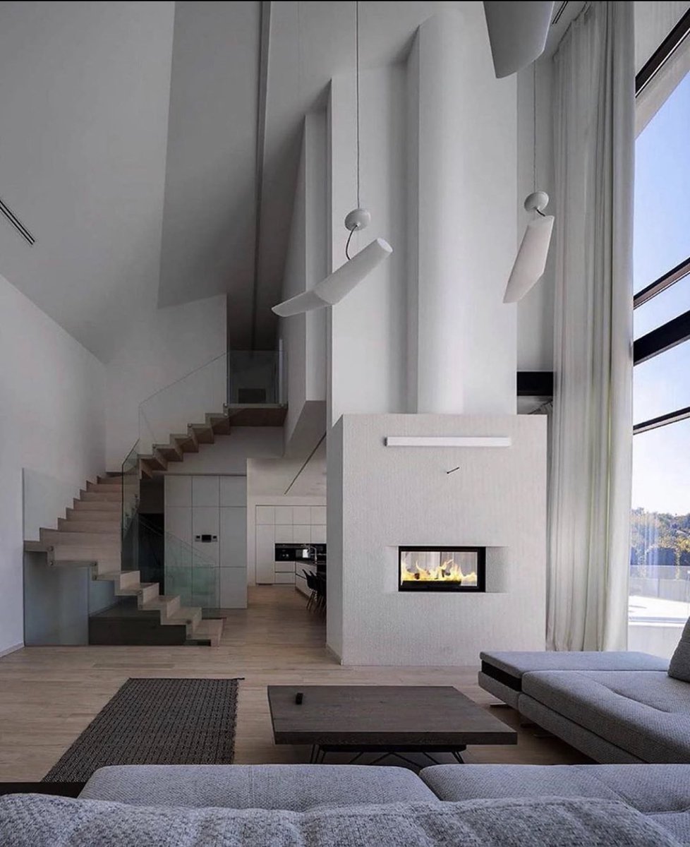 tmbIrpics's tweet photo. A house with modern interior https://t.co/jaC4OJEM4Q