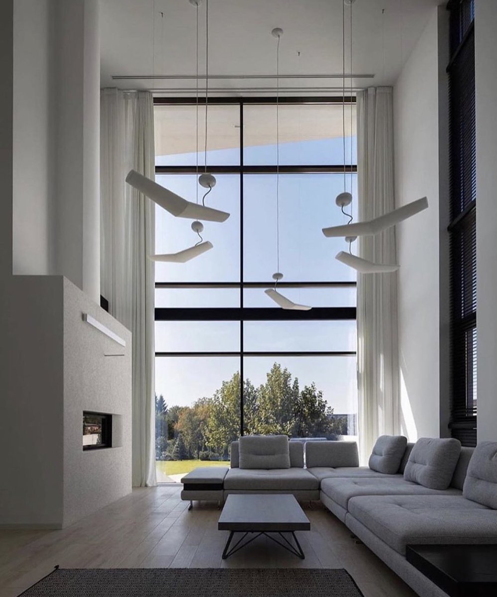 tmbIrpics's tweet photo. A house with modern interior https://t.co/jaC4OJEM4Q
