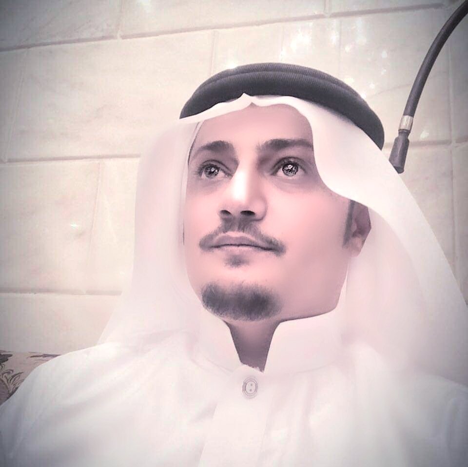 Sultan_ben_naef's tweet photo. حياكم الله 
طبعا في كثير كالو انك تنتحل شخصية شخص والصورة الي حاطها على صفحة حسابك مو صورتك وهية صورة الشيخ محمد بعرف يا اخوان وكل شباب الامارات حاطين صورة الشيخ ..وحبيت اطل عليكم واكول لكم هذه هي صورتي حسب طلب بعض الاخوة الأعزاء .وحياكم الله💐 https://t.co/0vkMe22DyP