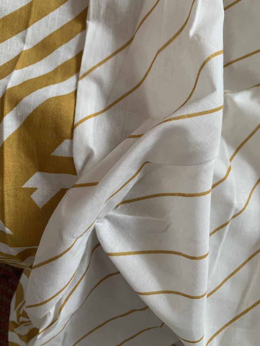 HayleyMiles10's tweet photo. @MatalanHelp what is the current response time on emails? Received my daughters bedding and it’s faulty, it has been stitched together https://t.co/BviRlBH7uT