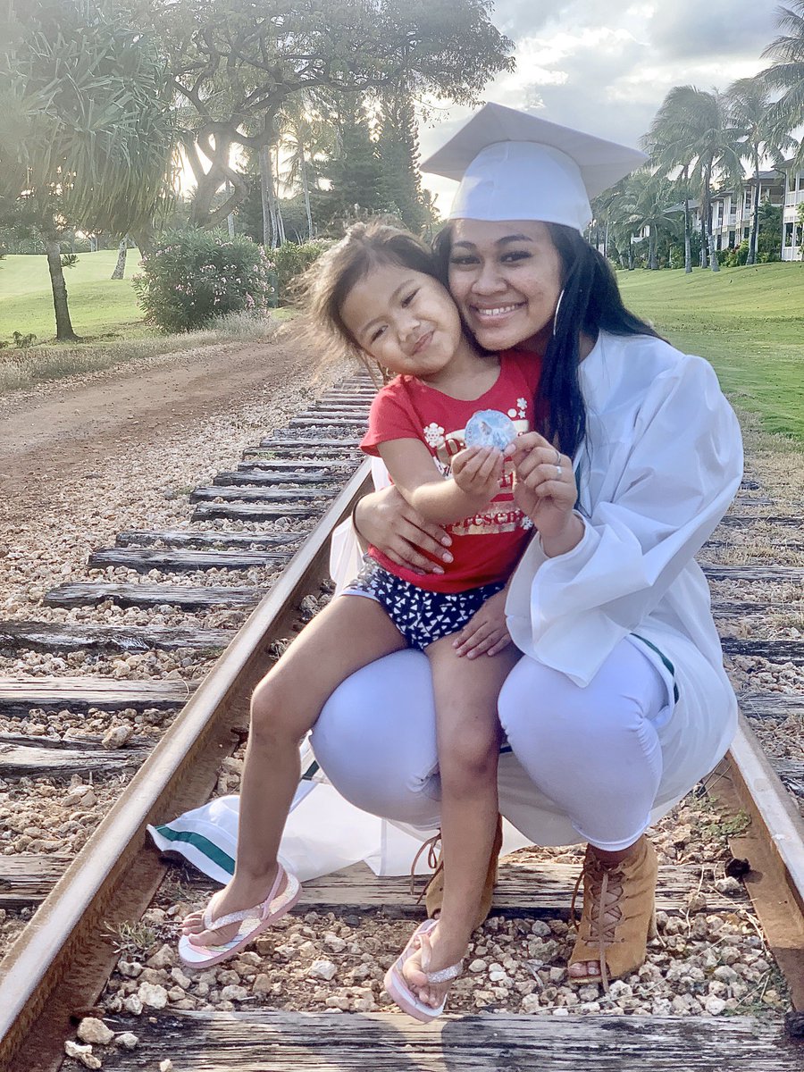 saxfaumuina's tweet photo. I just want this bijj to make it out there in the world &spread her wings ๐ #BUNDYSGIRLS #TOLEAFOA #SISTASISTA https://t.co/50fX443vEm