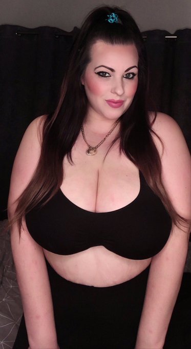 Top 18% in the world now !     Thanks for the support everyone ❤️  And thank you for all the modelling<a href="/tag/newprofilepic"class="tags"><span>#newprofilepic</span></a>