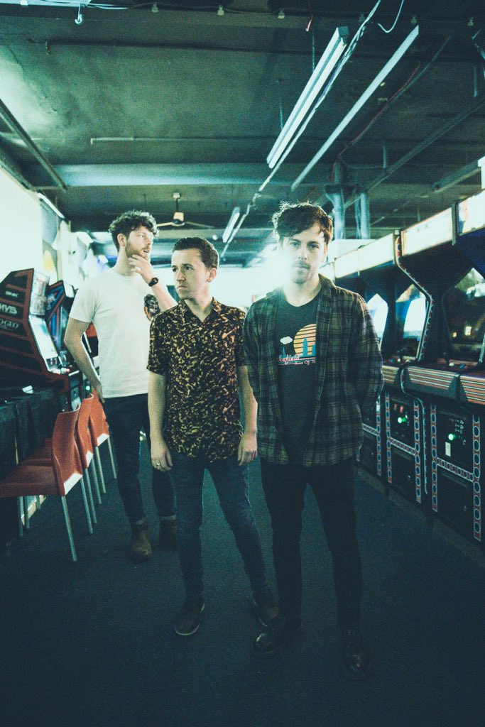 We’re looking for someone to put together a music video for us 🎥 

This is paid work and can be animated or public domain footage etc. 

Please share/tag anyone who may be interested!