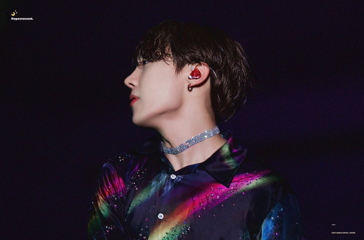 Hoseoks Jawline is enough to cut our throats.