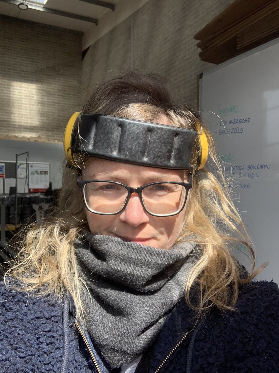 pricklytartan's tweet photo. Today at the mill, I’m doing a bit of weaving to keep our legacy looms out of retirement 🙏
It always #rebelstyle at the mill with a bit of #blackhousemill #tartan - never without my neck buff as I slip up over my face for milk runs - fuelled as ever by ☕️
#staysafesunday x https://t.co/iDUBTVv7Ex
