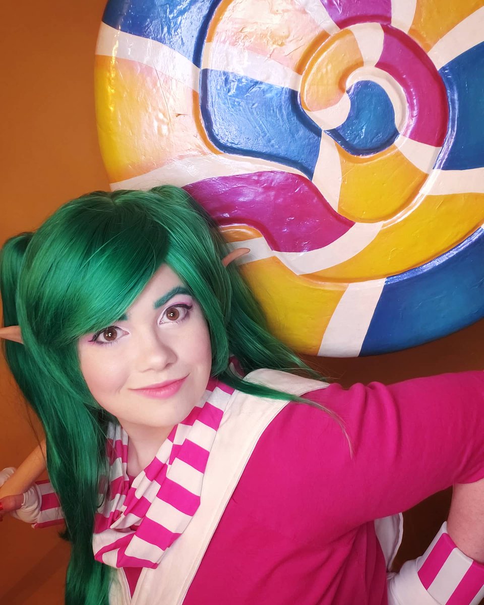 SynergyCraftCos's tweet photo. 🍭 My Lollipoppy cosplay means a lot to me... Although its not particularly amazing or complex, doesn't reflect my current skill level, and it's old AF - it has a ton of memories tied to it. 💖
#leagueoflegendscosplay #lollipoppy https://t.co/V9cdLKWjAt