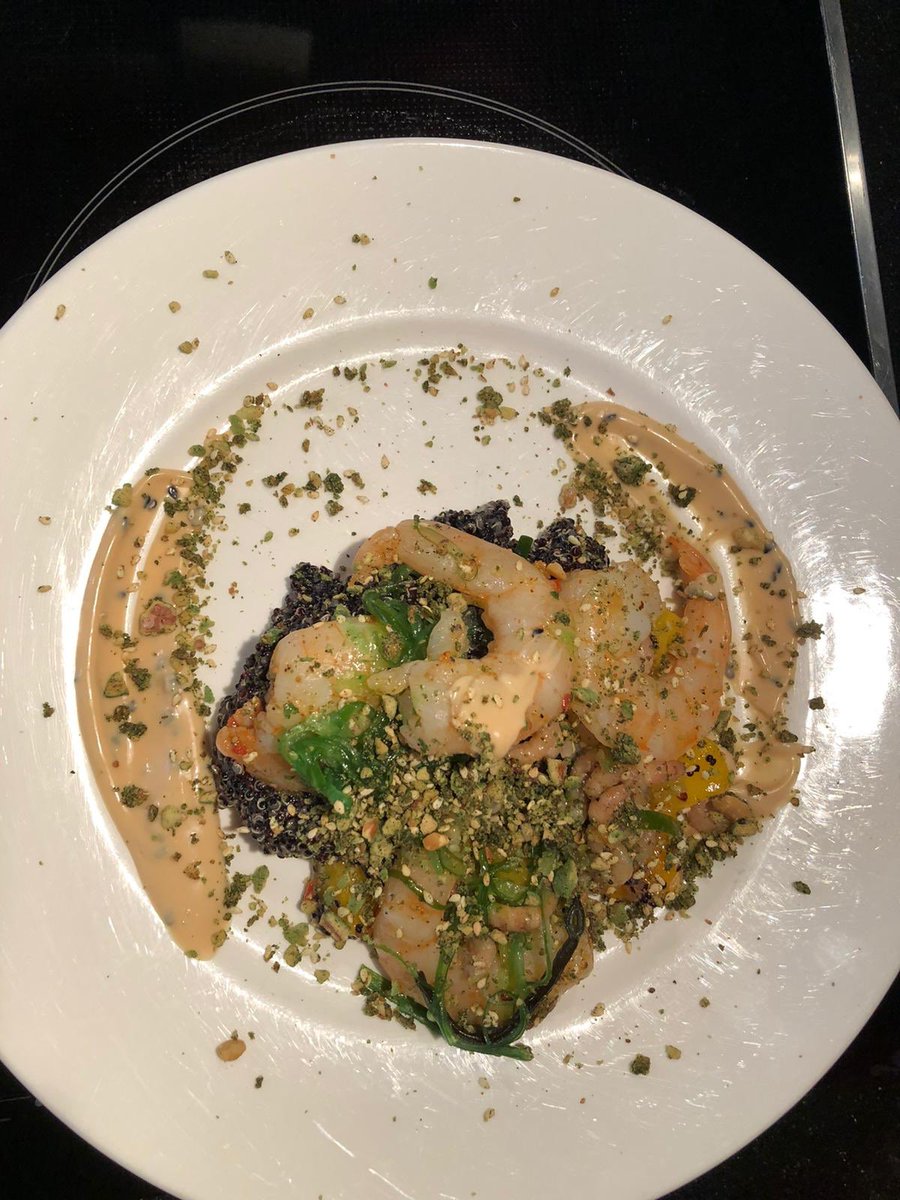 Vandaag maar eens makkelijk en Moederdag take away gehaald bij lokale ondernemer. Zelf opmaken en smullen maar ... is het voorgerecht nog maar... toppie  <a href="/peerdestal/">dePeerdestal</a>