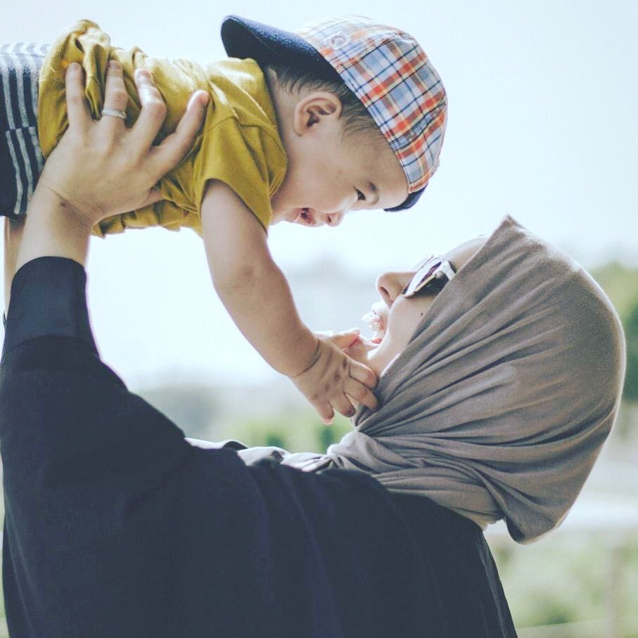 RecSpot's tweet photo. For a lot of us, self-isolation has meant spending exponentially more time with family. Admittedly, while it was nice at first, we've all begun to get on each other's nerves.

Today, let's put aside those daily arguments. This Mother's Day, have some fun with your mom!

#Mothers https://t.co/SQFGV91jGN
