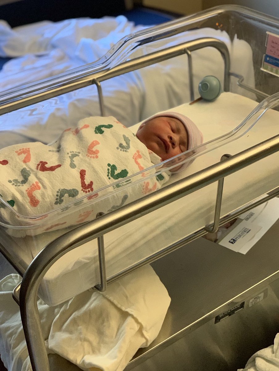 ScottJackson_24's tweet photo. Welcome our sweet Gianna Marie Jackson! Kobe, Mommy &amp; Daddy love you so much!! ❤️❤️❤️
Born 5-9-20 at 6:41 PM
8lbs 10oz
19 3/4 inches long     @alyssaperez5 https://t.co/s4V1TF3WwM