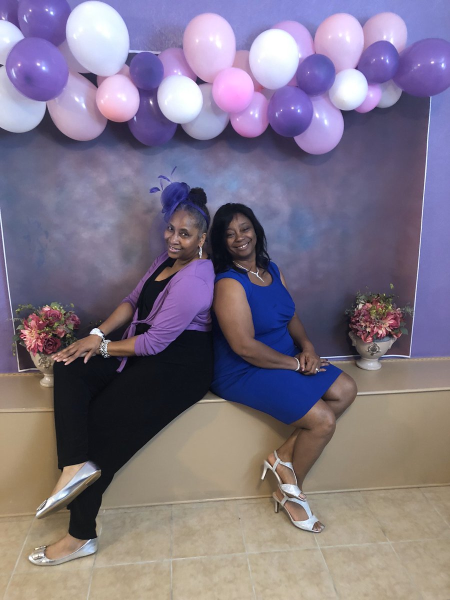 HouCoachTaylor2's tweet image. Happy Mother’s Day to my mom Linda Raye and MY Wife Bianca Marie. Love you to the moon and back. Enjoy your day.