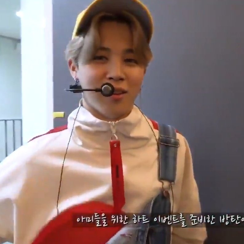 The disappointment on Hobi’s face when Jimin had a bigger heart