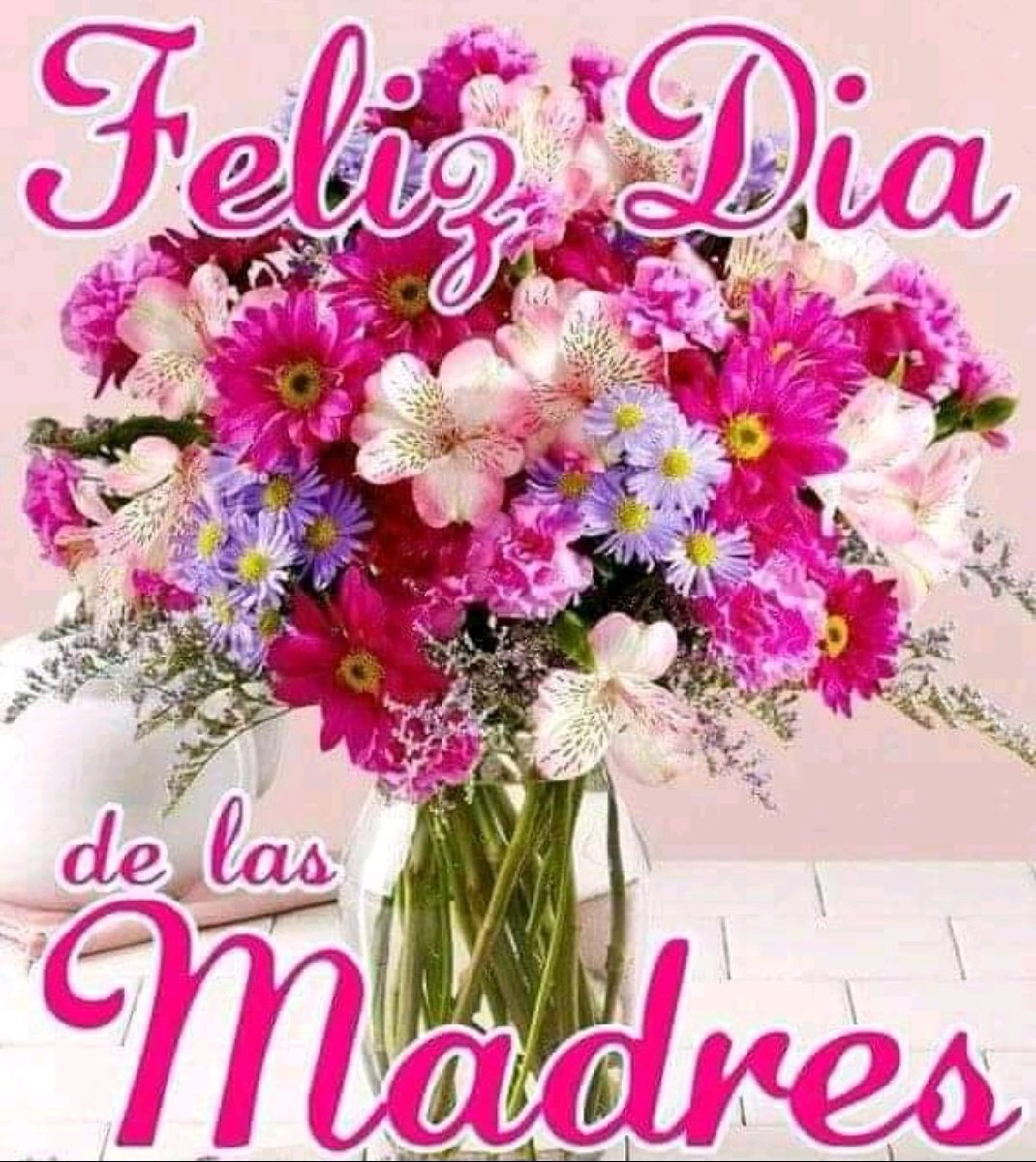 Daniel77979754's tweet photo. Feliz Dia De Las Madres! https://t.co/p8r7StGn5X