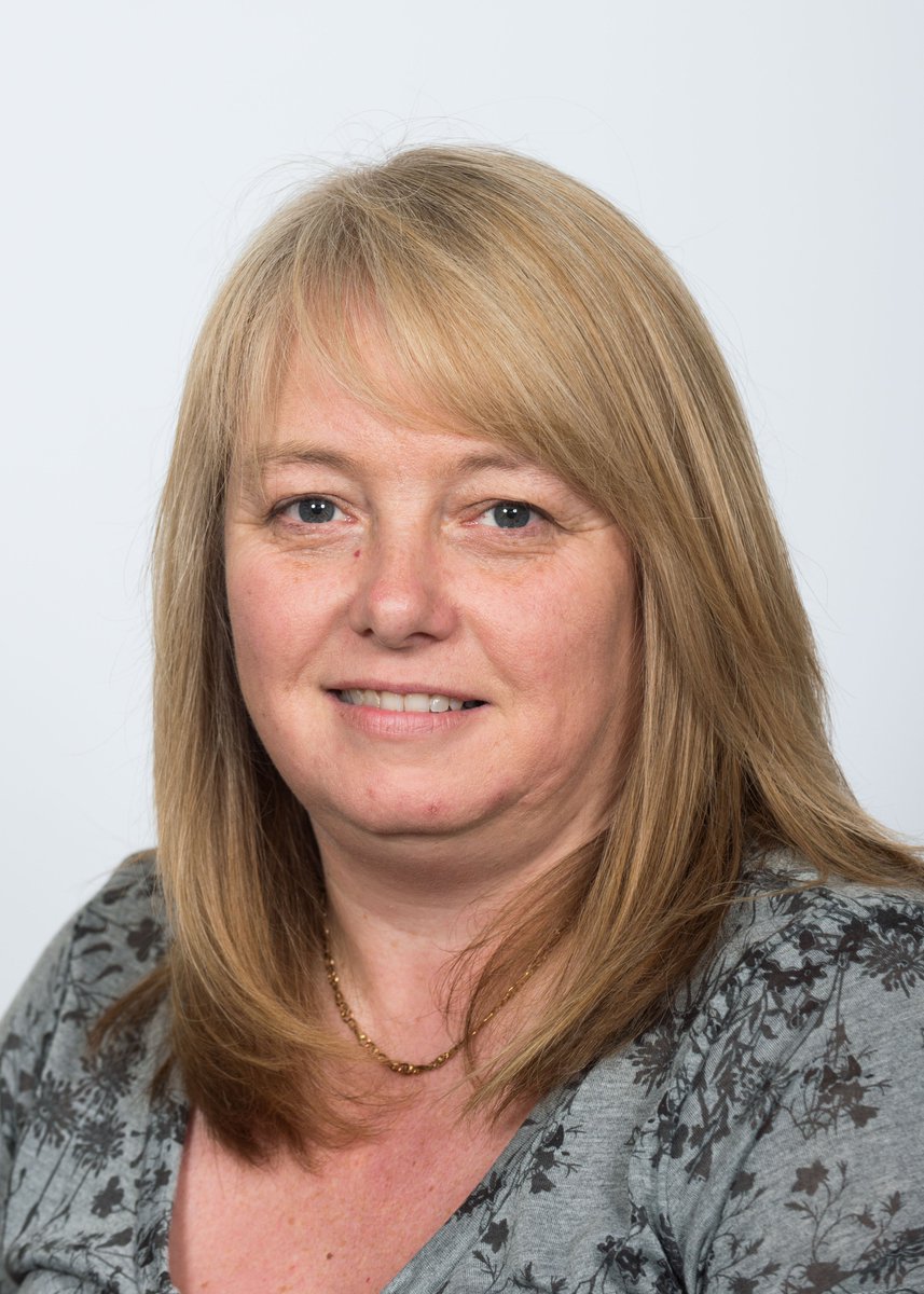 /11 This is Joyce Mitchell. Joyce is  @CVRinfo’s Health and Safety Coordinator and has been working hard to put measures in place to ensure all involved in our  #COVID19 research response can continue to work safely. Thanks Joyce!  #UniSupport  #ResearchMatters  #TeamScience