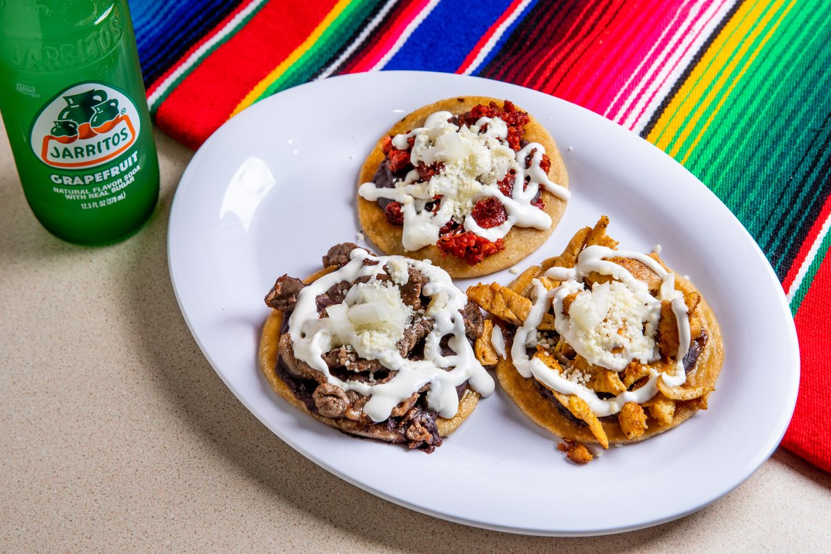 MAKE MOM FEEL SPECIAL
What gift would mom most like on Mother’s Day?
A Homemade Taqueria meal with Family.
15% Discount Enter coupon code "MOM"