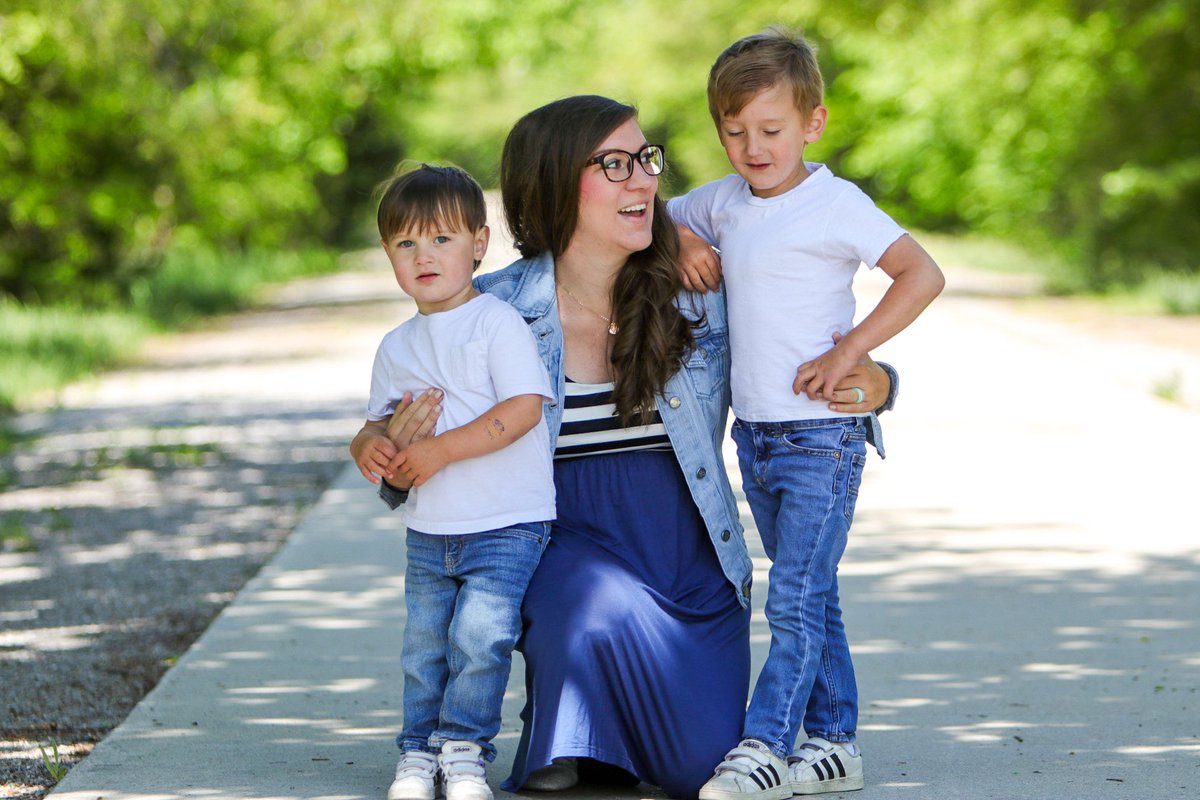WichitAustin's tweet photo. Happy Mother’s Day to all the moms out there! Pretty excited about the one that lives at my house 😍 https://t.co/E78ZoXrZxC