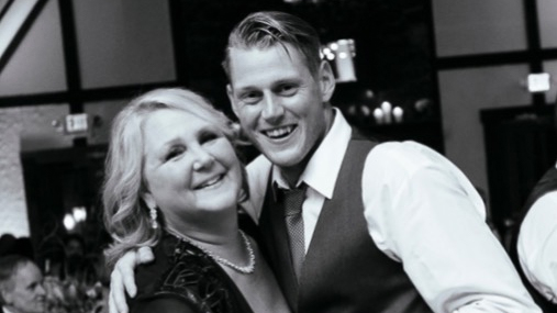 WhitecapsFC's tweet photo. To: Mom

Love: @bryanmeredith1 💙 https://t.co/IvGZJLuBfz