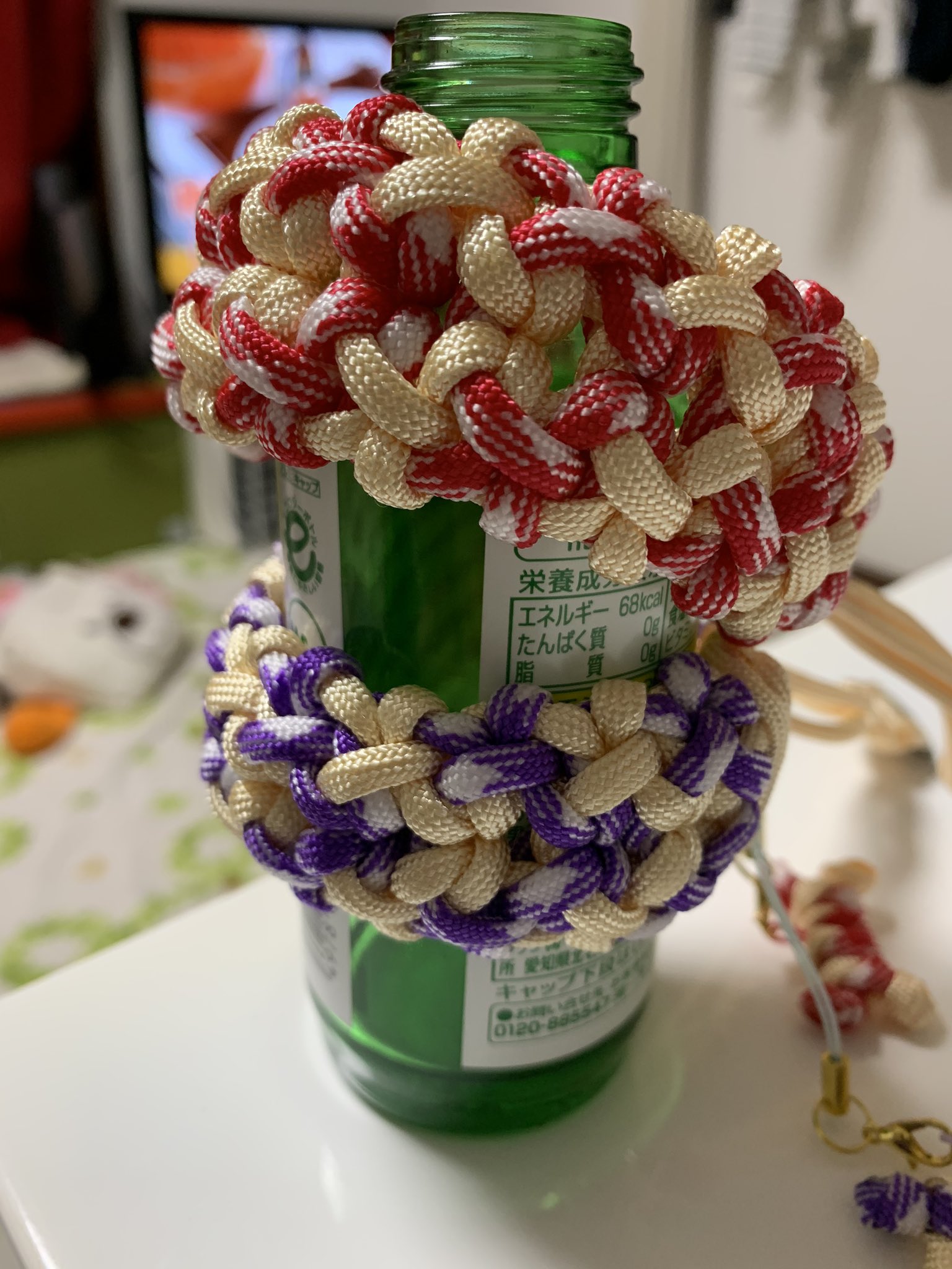 ちまこまま そして ステイホームなgwでしたが 忙しくて なかなかパラコードする暇が無かった Tdt で 今日ずっと編んでみたかった編み方で首輪作りました 我ながら満足 ๑ ๑ 明日モデルさんに付けて貰おうっと