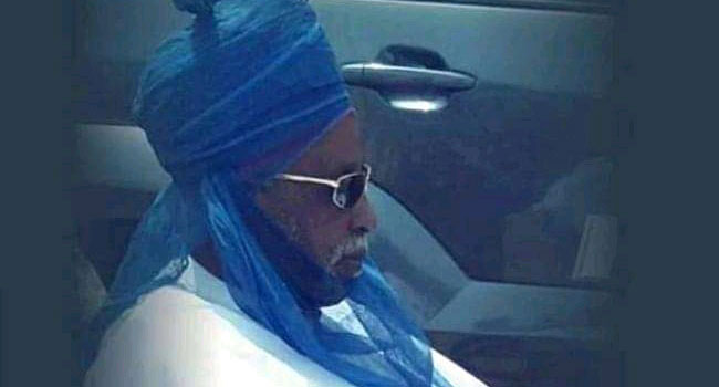 channelstv's tweet image. Emir Of Kano’s Uncle Dies After Brief Illness
channelstv.com/2020/05/10/emi…
