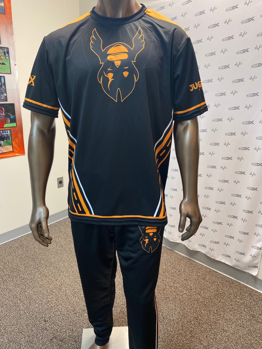 evo9x's tweet photo. Odin Empire full pro kit! 🔥

https://t.co/ps4McIMVg6 https://t.co/FVAruChXat