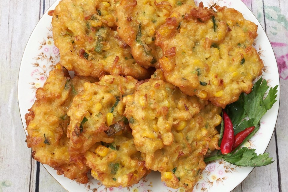 Iovefairiie's tweet photo. ㅤSelamat malam kak ! Dalam rangka event agency saya yaitu #CASHARING. Saya perwakilan dari kelompok #BAJ3 akan memberikan makanan kepada kakak @ayiiyaiy
ㅤAdapun makanannya yaitu :
ㅤ• Nasi Liwet
ㅤ• Bakwan & mendoan
ㅤ• Es buah
ㅤ
Selamat menikmati ♡♡ https://t.co/SYTrjVbMAf