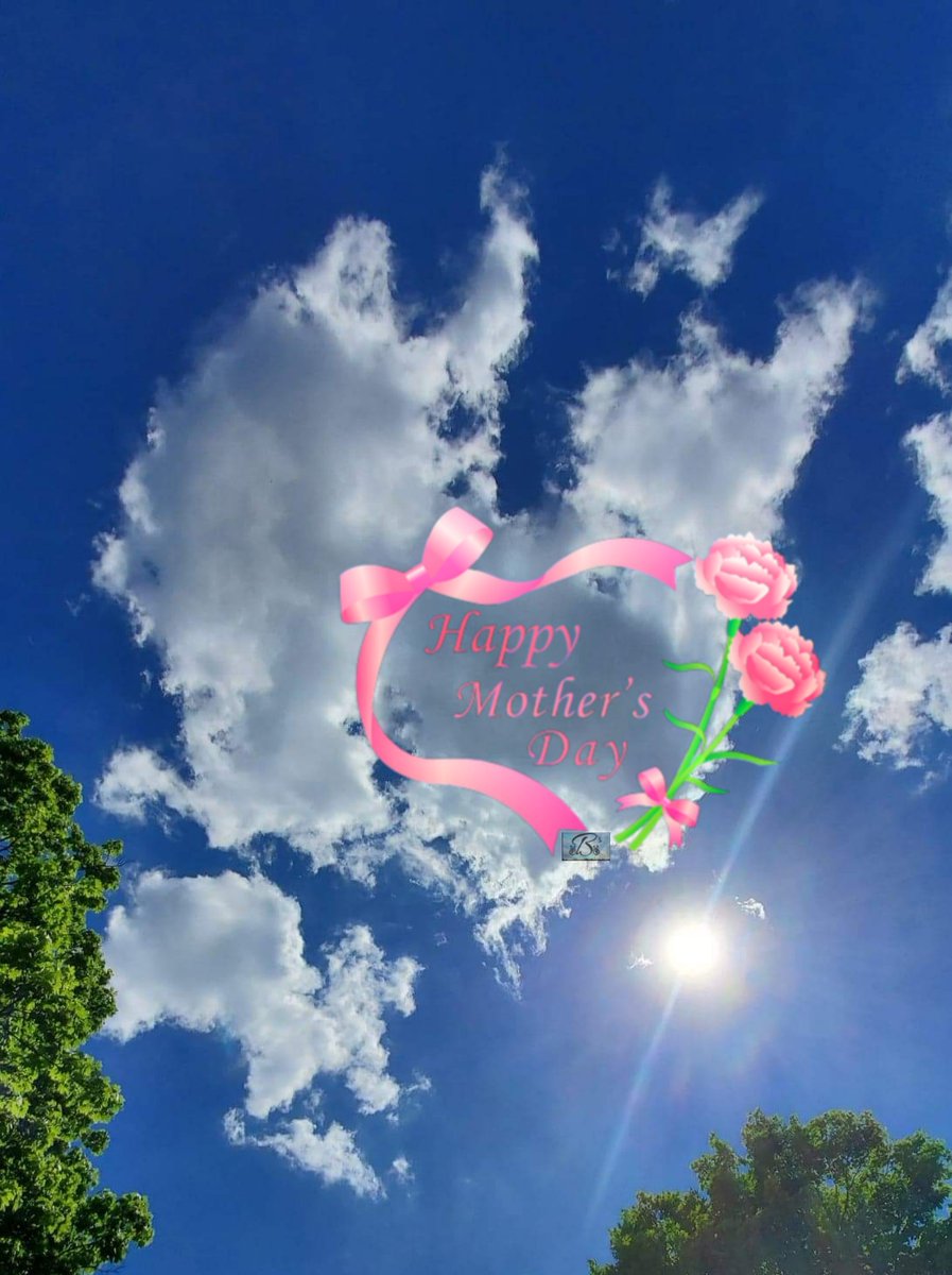 PhotographyBigb's tweet photo. To all the Mom's Happy Mother's Day!! Have a Bright, Safe Day!!

#BigBsPhotography454 #BigBs_Photography #LongIslandNY #LongIslandSky #Nature #MothersDay2020 #BlueSky #GiveThanks #BeThankful #GivePeace #StayatPeace #LoveTakingPhotos #FollowYourDreams #FollowYourHeart #PhotoArt https://t.co/gosYgJrDcO