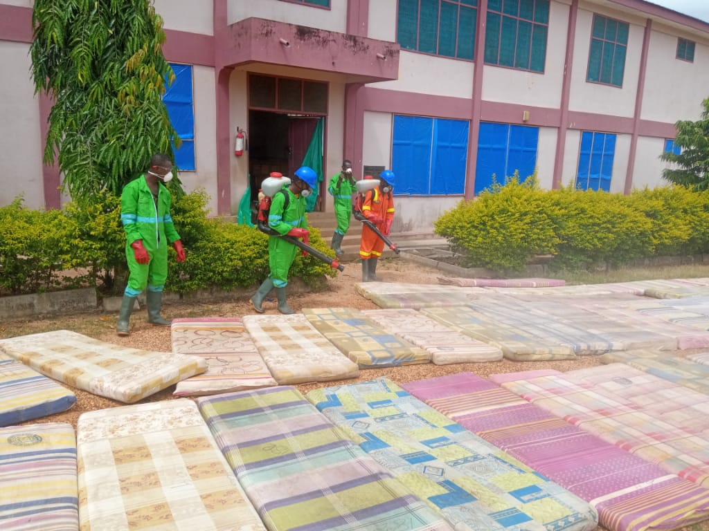 Disinfestation and Disinfection Exercise at Shama Senior High School, Takoradi, by Zoomlion Ghana Limited.#Zoomlion
@ZoomlionLtd
@joyonlineghana
@NAkufoAddo
@Citi973