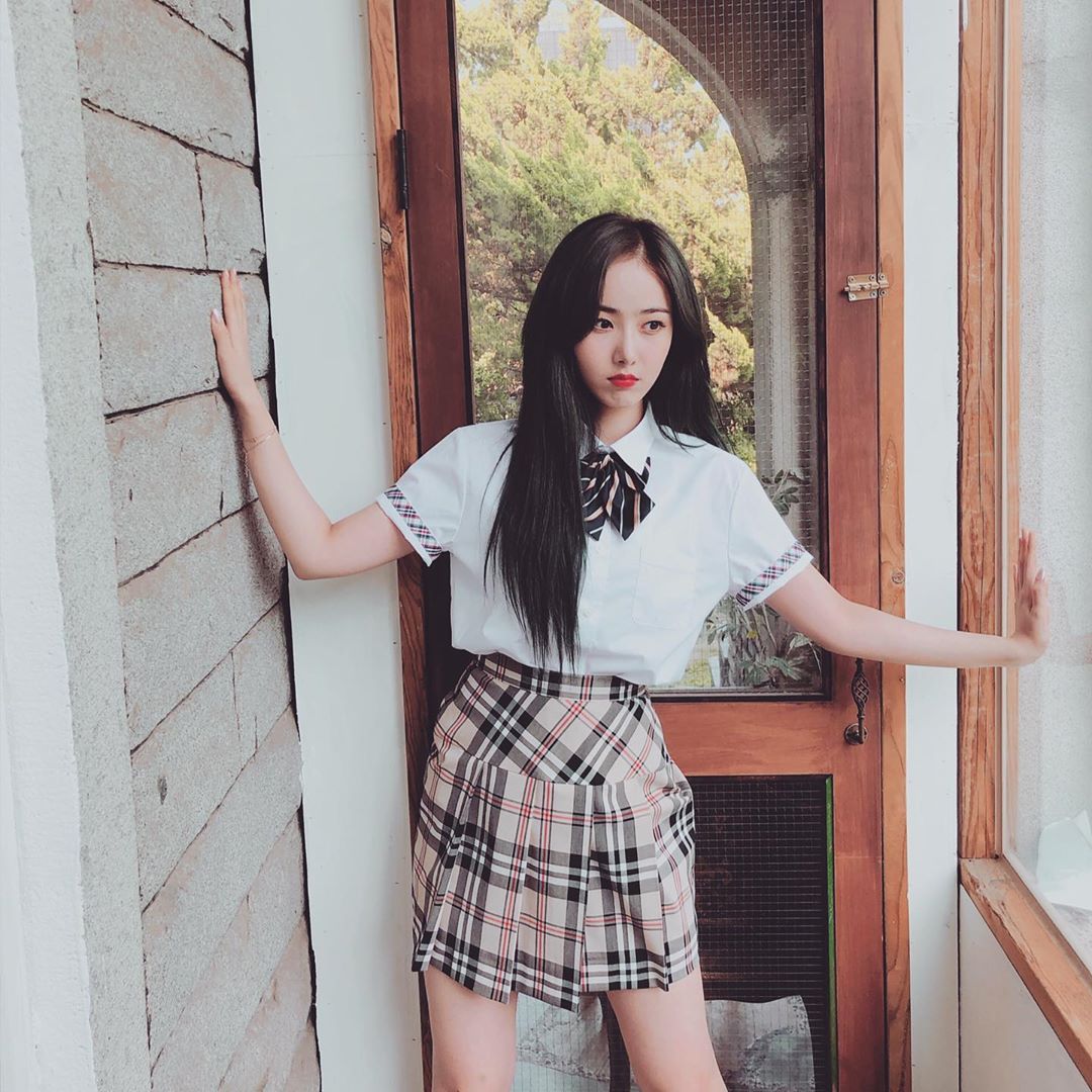 ig posts (11) sinb's legendary student look picture and sowon side views and is that a beret(?)
