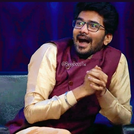 Hello  #Kavin Have you ever felt surprised or shocked to see an old pic of yours through your fan ? #Lift PC -  @BiggBossTw 