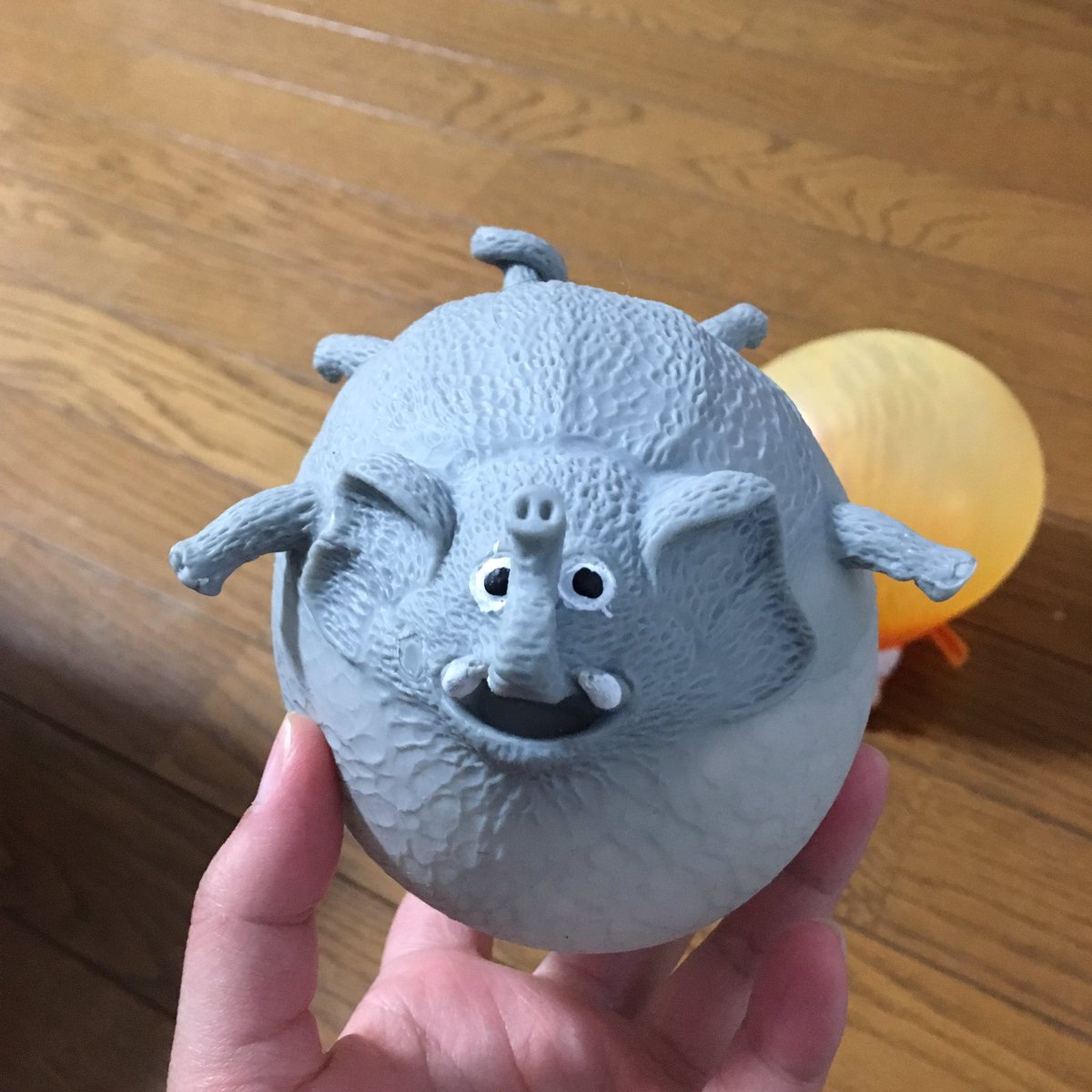 衝撃 ダイソーで売ってた風船が クッソシュールｗｗｗｗｗｗｗｗ 億ったー