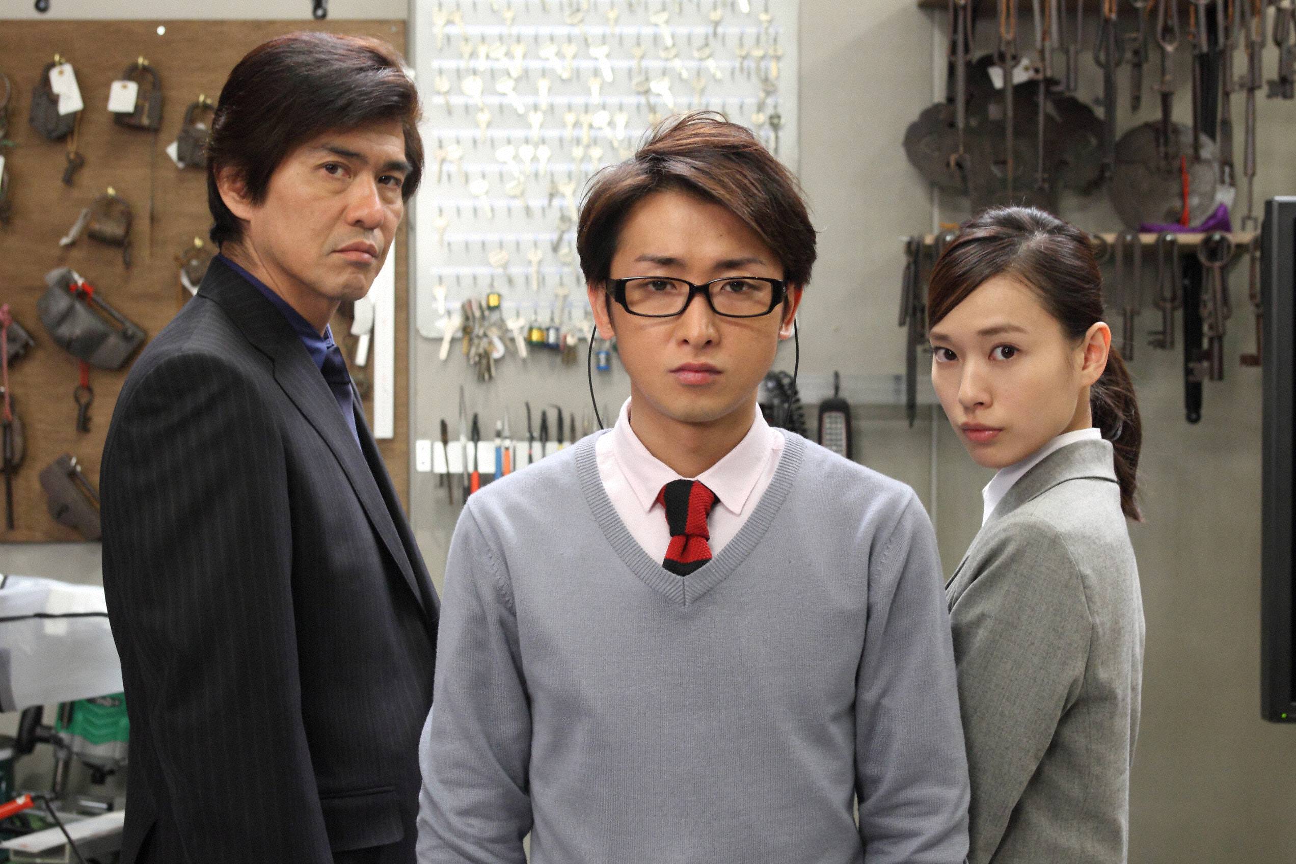 フジテレビ このあと夜9時 放送 鍵のかかった部屋 特別編 嵐 大野智 主演 8年振りに復活 鍵のかかった部屋 特別編 スペシャル予告動画 T Co Kolnafu3yc Fujitv Stayhome 鍵のかかった部屋 大野智 嵐 戸田恵梨香 佐藤
