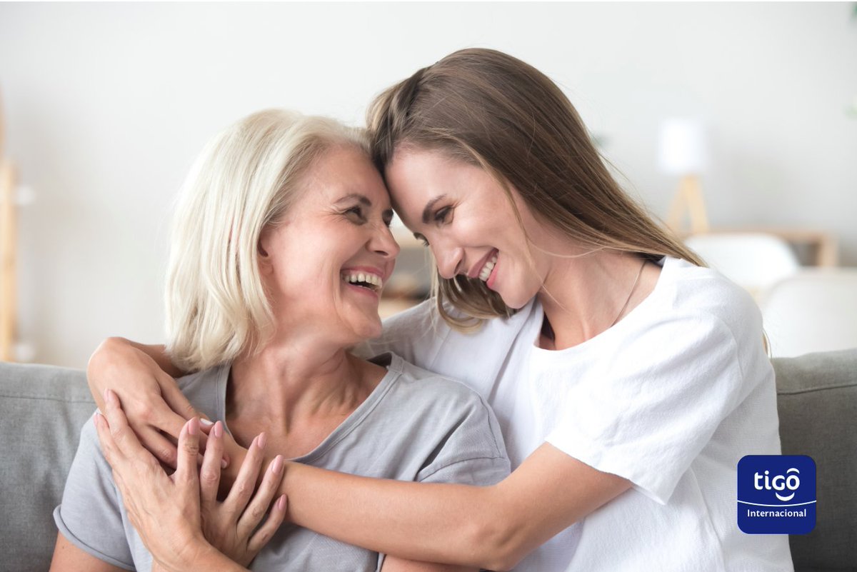 TigoInt's tweet image. ¡Felíz #DíaDeLasMadres! No hay nada el mundo como el amor de una #madre. Por eso hoy más que nunca, abracemos a todas las madres que dan su amor incondicional 👩‍👦🤗💙 #MothersDay