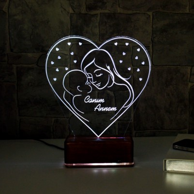 Hiçbir zaman haberim olmadı ama elin hep üzerimde ve koruma kalkanım hep arkamdaydı. Beni en görünmez yerlerde bile görüp koruduğunu bilirim.
 Melek annem anneler günün kutlu olsun!
#mothersday2020