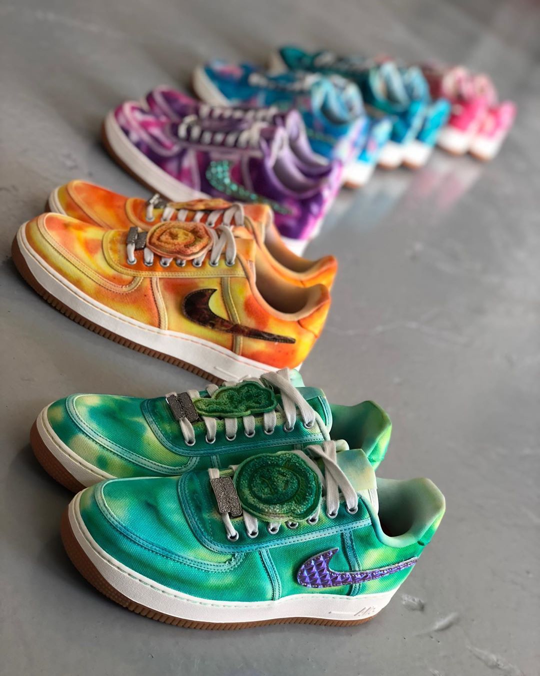 travis scott air force 1 tie dye