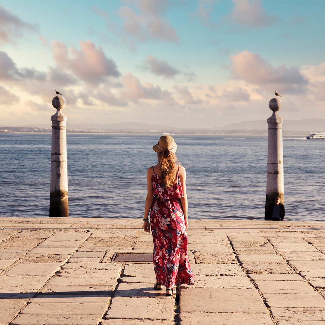 💡“Almost everything will work again if you unplug it for a while. Including you.“
These moments we‘re spending “unplugged“ from the world are going to be worth it in the future, when we can travel around Portugal again.😊